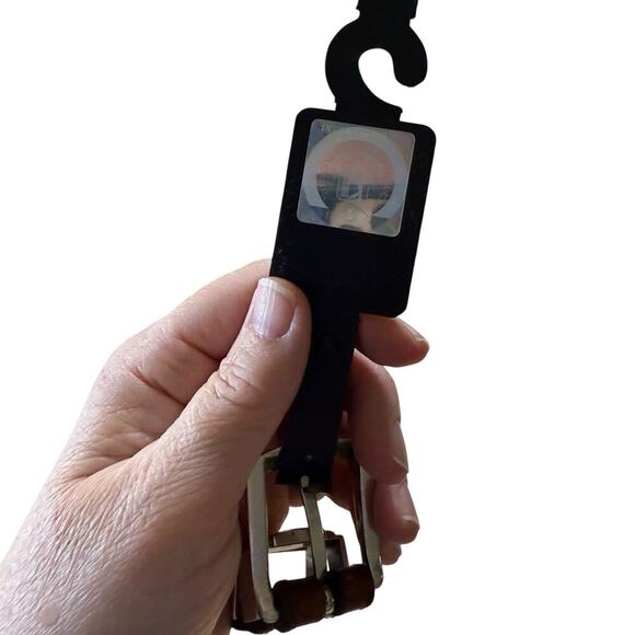 PGA Tour Leather 34 Golf Belt Oil Tanned Silvertone Medallions Engraved Buckle - Picture 6 of 6